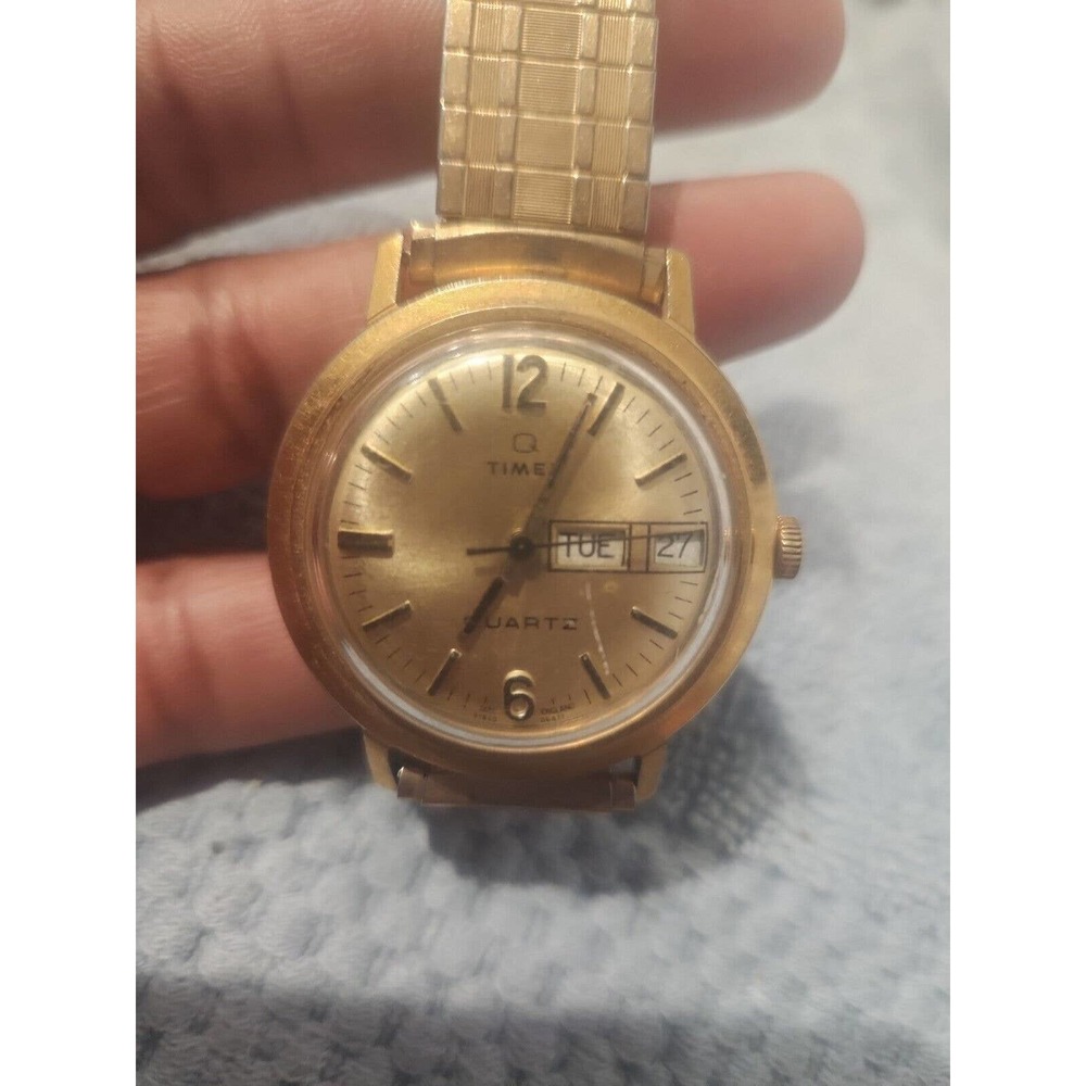 Vintage‎ 1970s Timex Q Men's Quartz Watch 97860 06477 (Not Working)